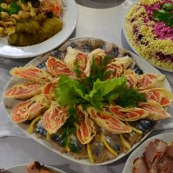 Отдых в Крыму | Плакучая ива ресторан русской и крымской кухни с большим залом