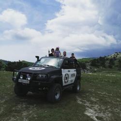 Отдых в Крыму | Джиппинг 4Х4 индивидуальные и групповые поездки в горы на джипах