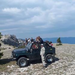 Отдых в Крыму | Джиппинг 4Х4 индивидуальные и групповые поездки в горы на джипах