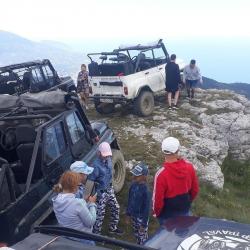 Отдых в Крыму | Джиппинг 4Х4 индивидуальные и групповые поездки в горы на джипах