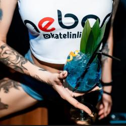 Отдых в Крыму | Nebar бар ночной клуб DJ тематические вечеринки и авторские коктейли