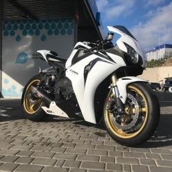 Отдых в Крыму | Посуточный прокат мотоциклов Honda и Ducati для покатушек и фото